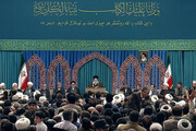 رهبر انقلاب: آمریکا متجاوز و دروغگو است/شرط حل مشکلات، اعتماد به خدا و ورود به میدان