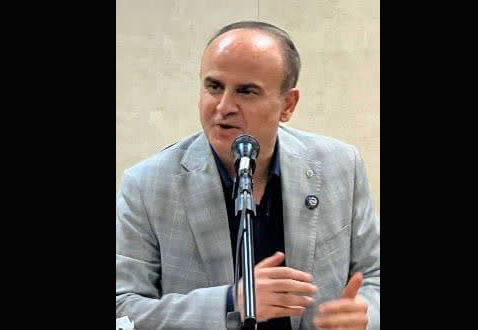 « گذر از موانع با پشتوانه حمایتی وکلا »