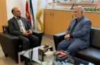 بازدید سرزده دكتر حسن‌پور نماینده مردم كرمان در مجلس شورای اسلامی از بانك صنعت و معدن این استان/ تأكید بر حمایت جدی نظام بانكی از تولید و اشتغال