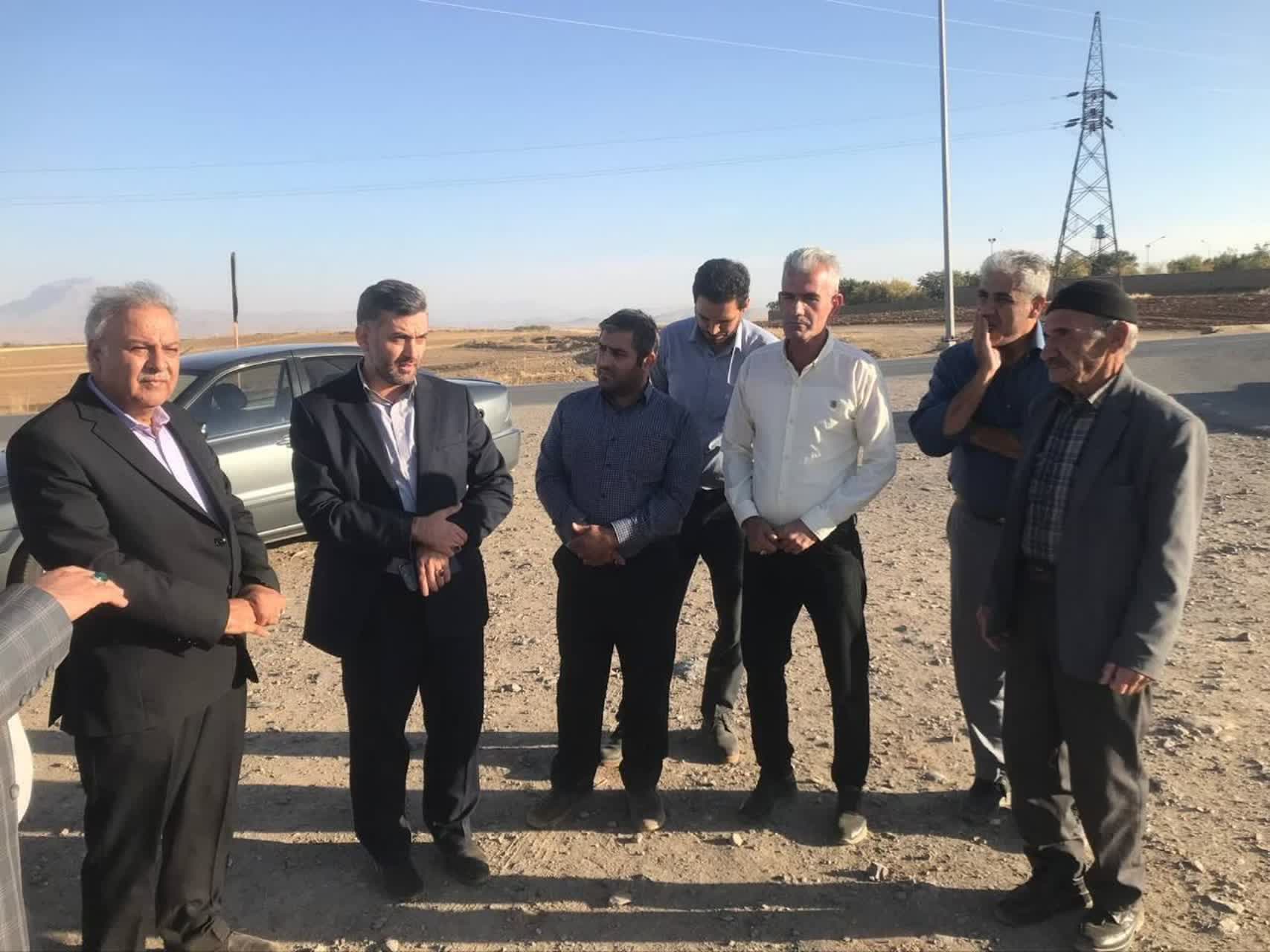 بازدید مدیرعامل شرکت شهرکهای صنعتی استان همدان از محل طرح احداث شهرک صنعتی آجین