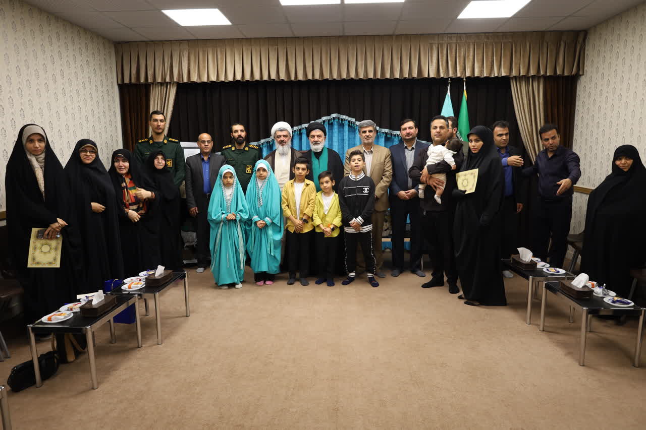 تقدیر امام جمعه همدان از پرستاران منتخب استان
