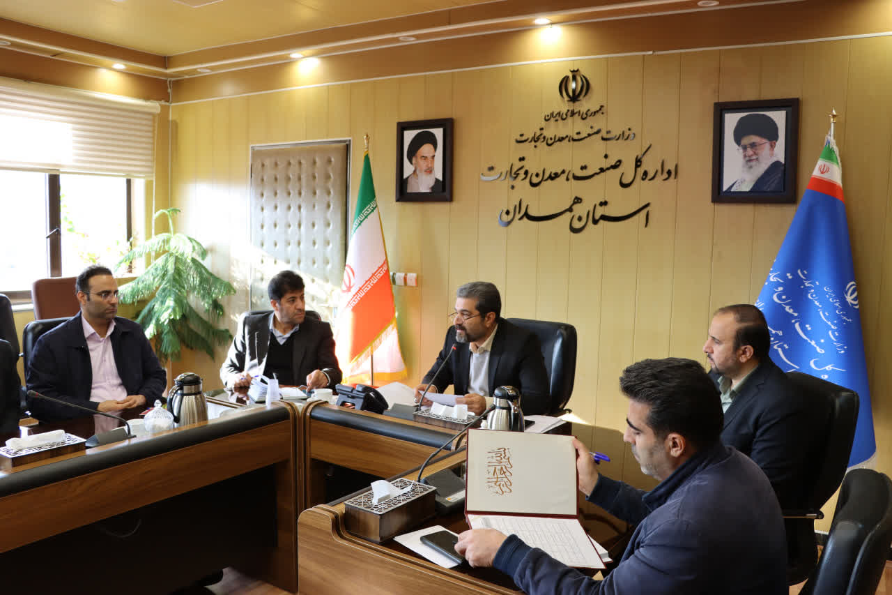 ادغام اتحادیه های کم کار و حذف آموزش مجازی دوره مکاسب 