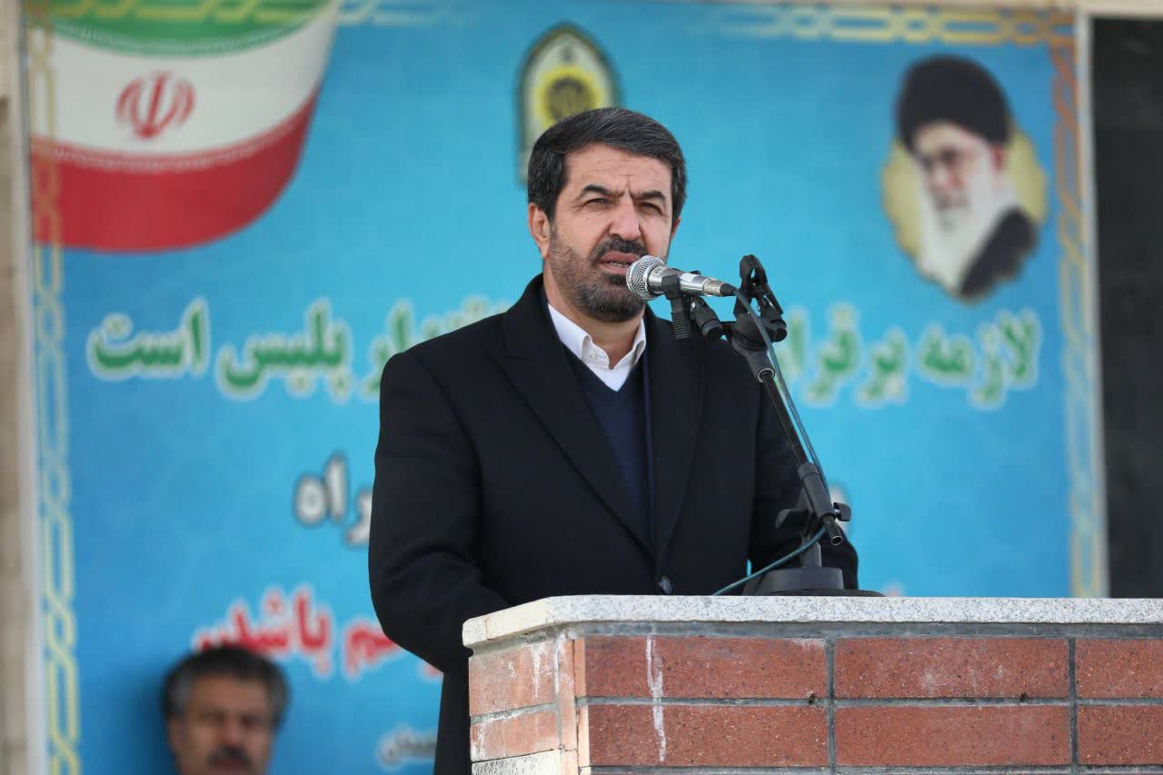 خدمت به مردم در شرایط سخت زمستانی بالاترین جلوه عبودیت است