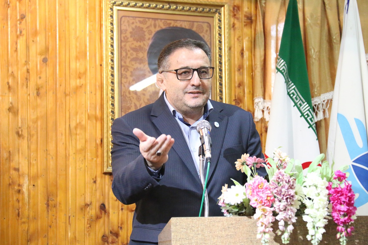 دانشجویان ذخیره حیاتی کشور و مایه افتخار دانشگاه و جامعه هستند