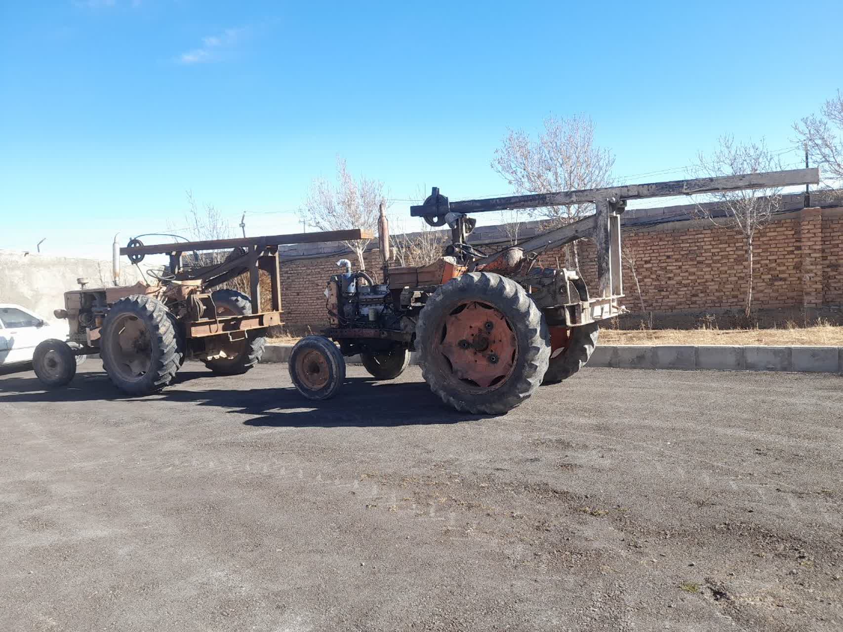 توقیف ۳۷ دستگاه حفاری غیر مجاز در همدان