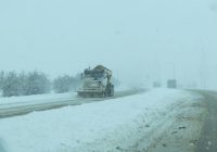 اجرای ۳ هزار کیلومتر-باند عملیات برفروبی در محورهای همدان اجرای ۳ هزار کیلومتر-باند عملیات برفروبی در محورهای همدان