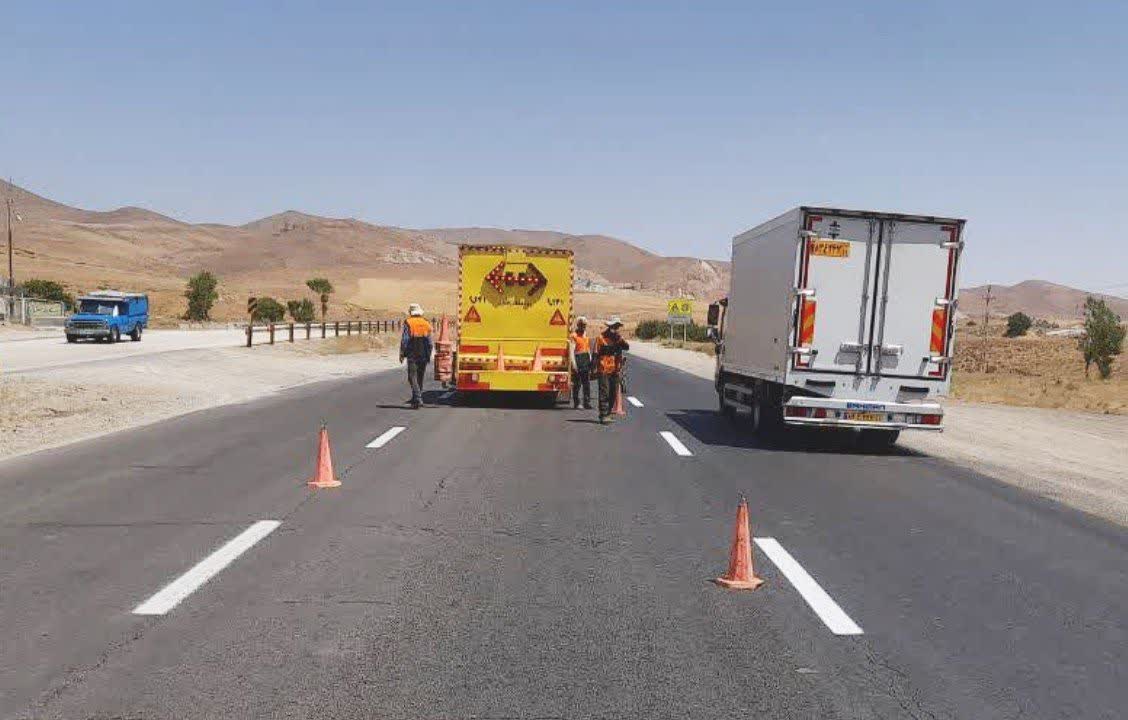 توسعه ۳۱ کیلومتر روشنایی و اجرای بیش از ۲ هزار و ۸۶۹ کیلومتر خط‌کشی در محورهای استان همدان